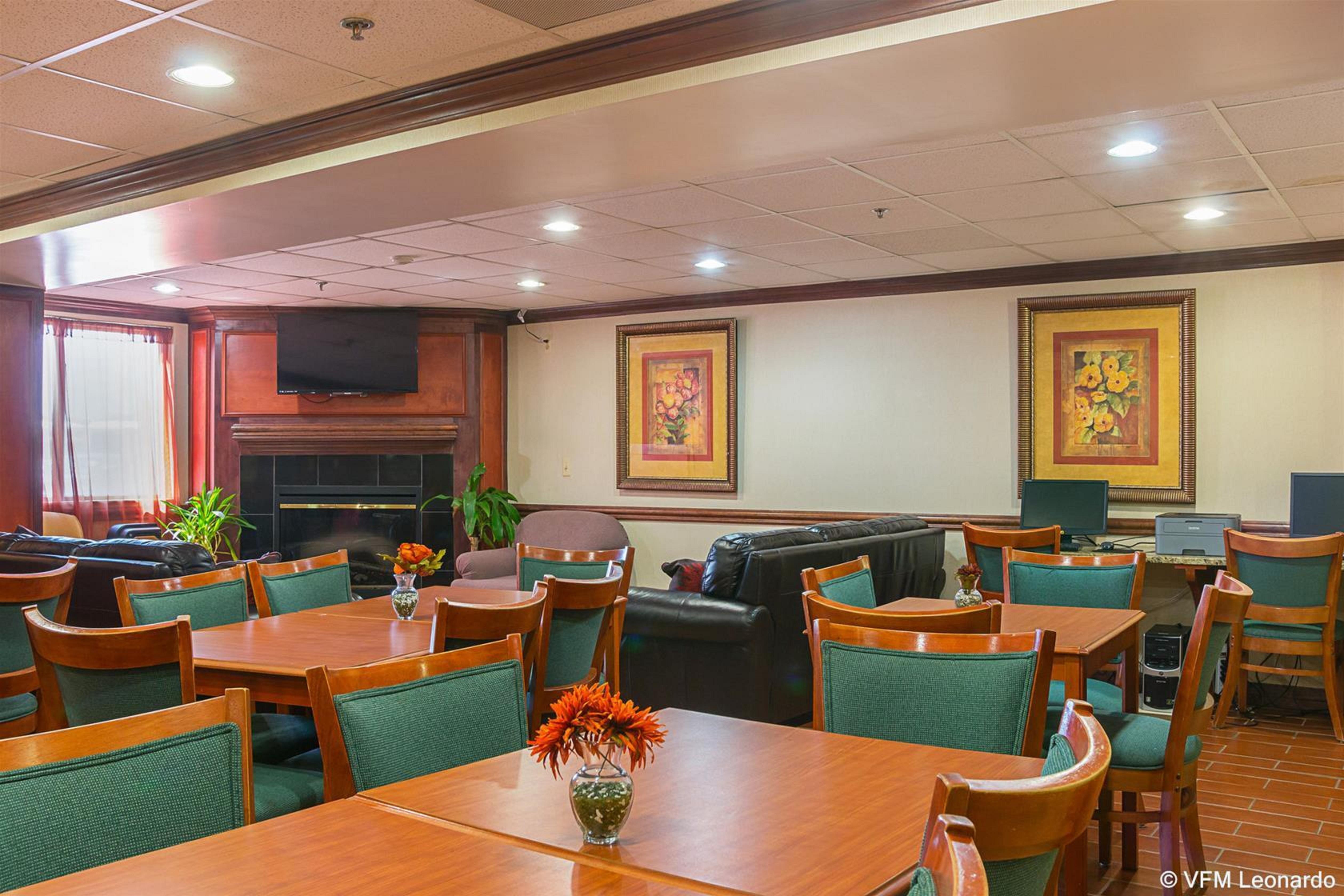 Quality Inn & Suites Detroit Metro Airport Romulus Eksteriør bilde