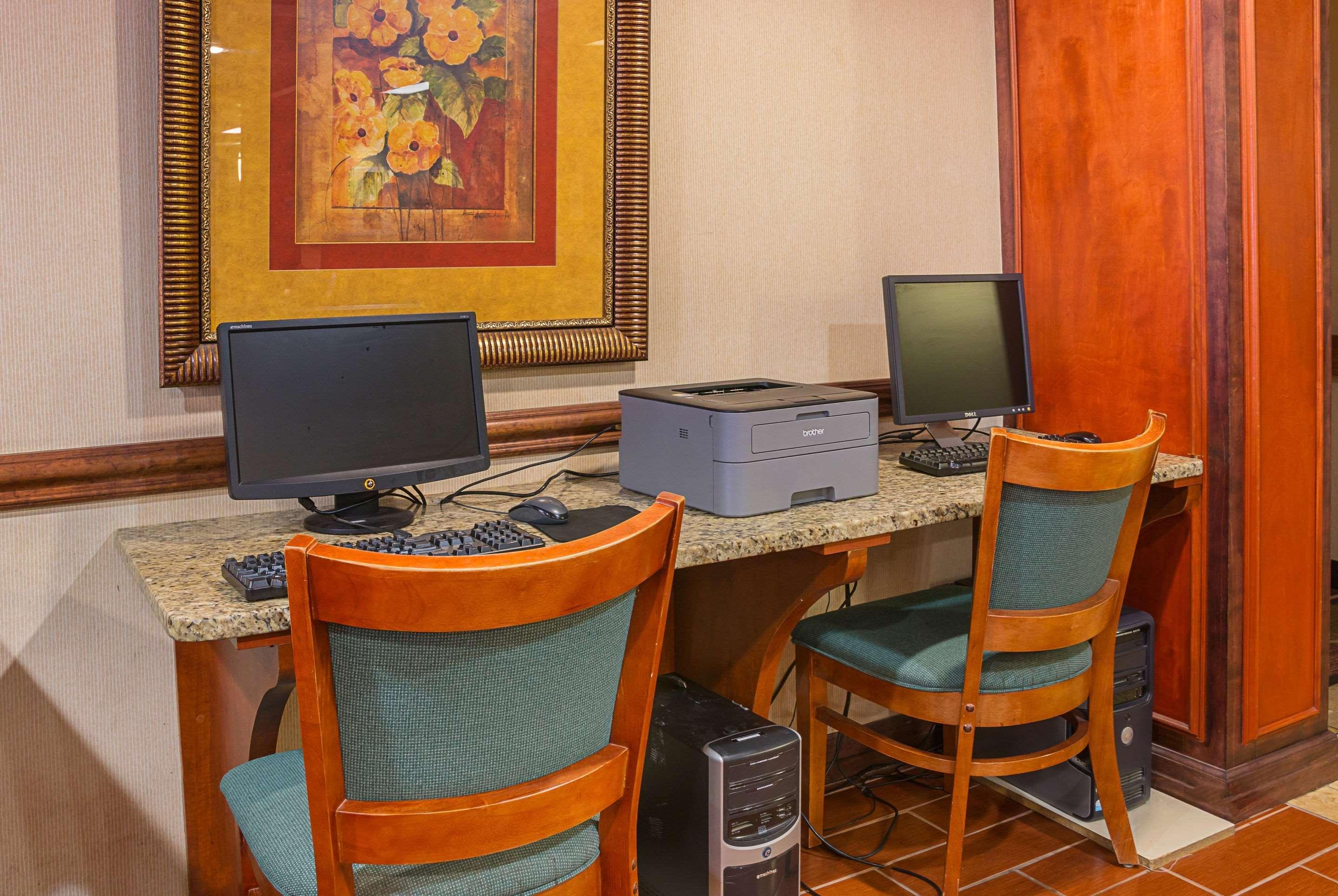 Quality Inn & Suites Detroit Metro Airport Romulus Eksteriør bilde